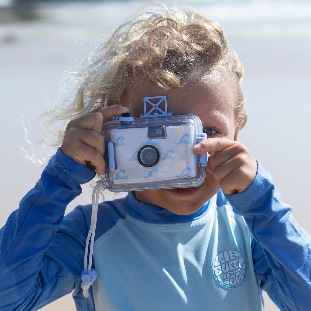 UNDERWATER CAMERA